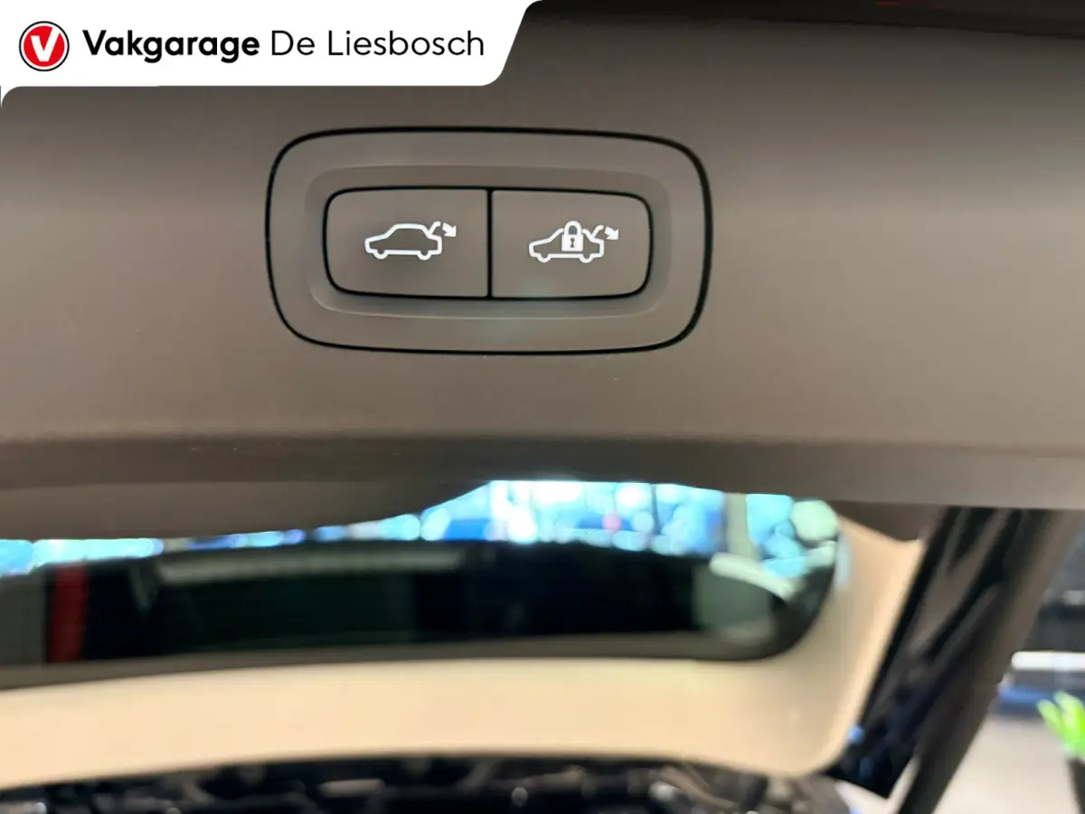 1.5 / pano / navi / camera / Infinity / SOH 99%/ elec klep / Apple carplay