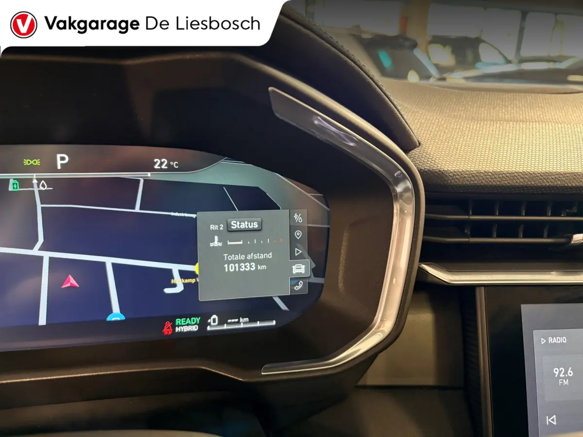 1.5 / pano / navi / camera / Infinity / SOH 99%/ elec klep / Apple carplay