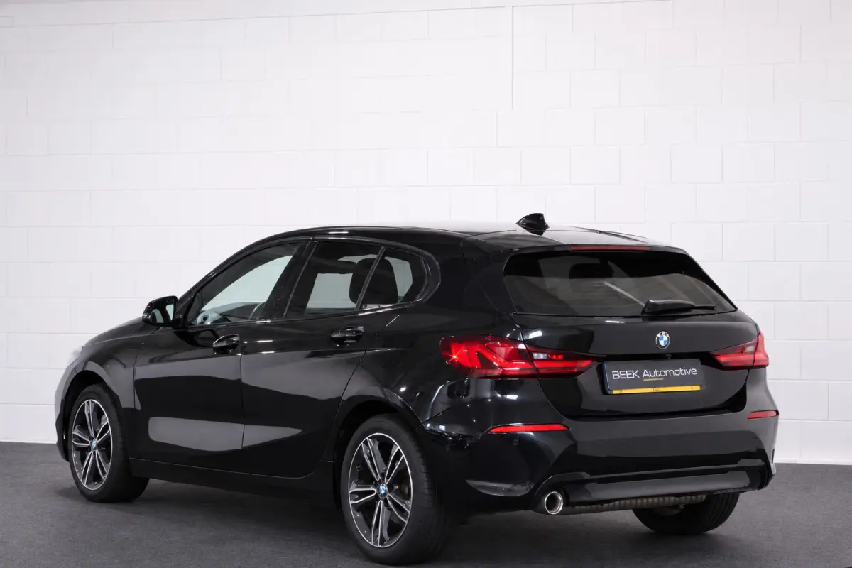 118i Sport | CAMERA | H/K | CarPlay | TRKHAAK |