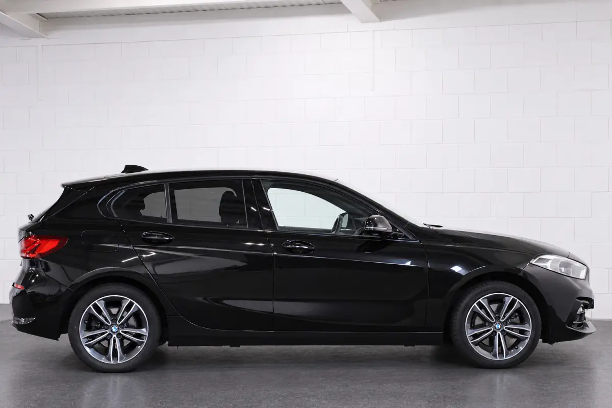 118i Sport | CAMERA | H/K | CarPlay | TRKHAAK |