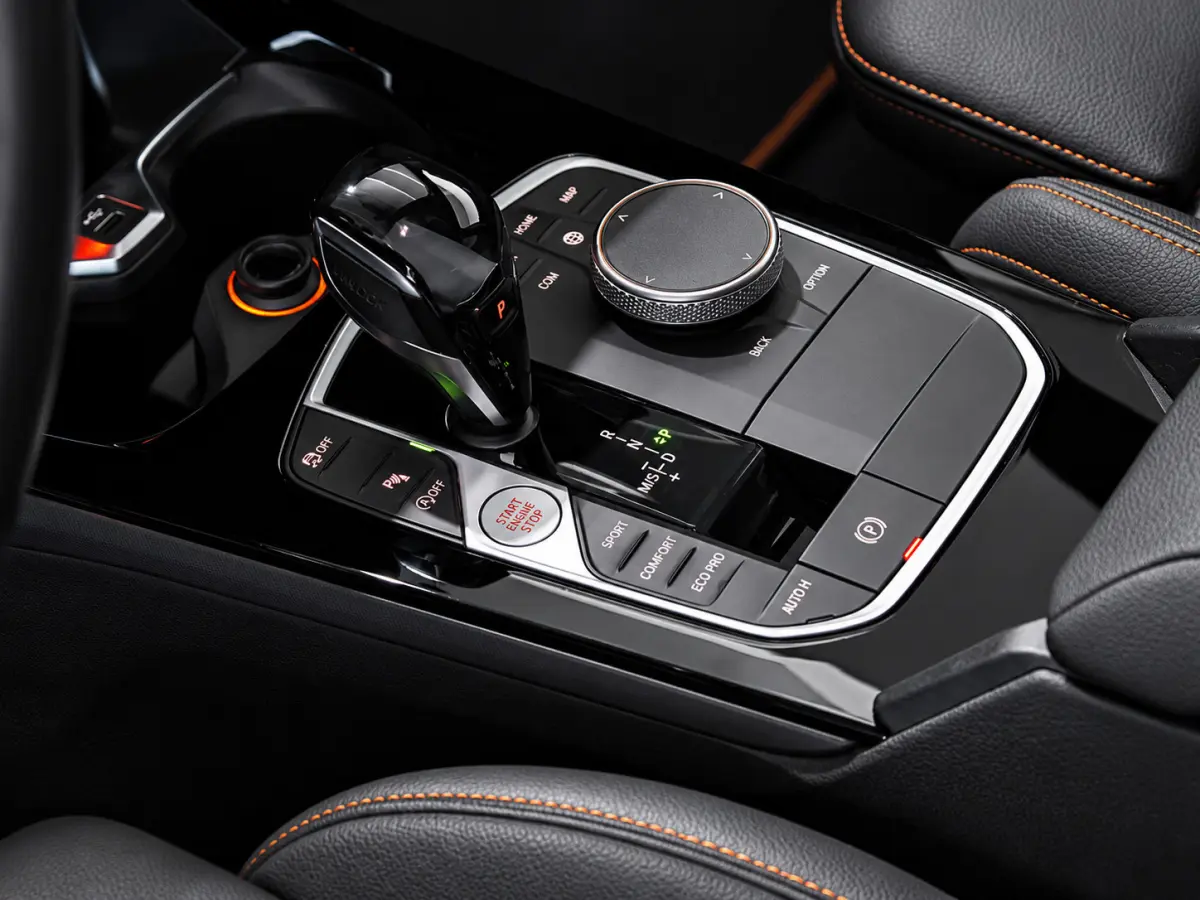 118i Sport | CAMERA | H/K | CarPlay | TRKHAAK |