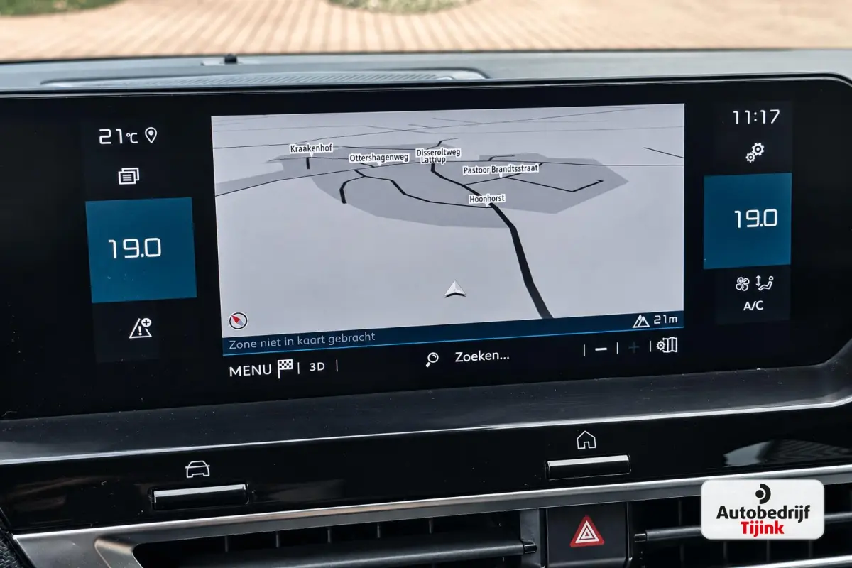 1.2 Puretech Shine | Automaat | LED | Trekhaak | HUD | Camera | PDC | App-connect | Keyless |