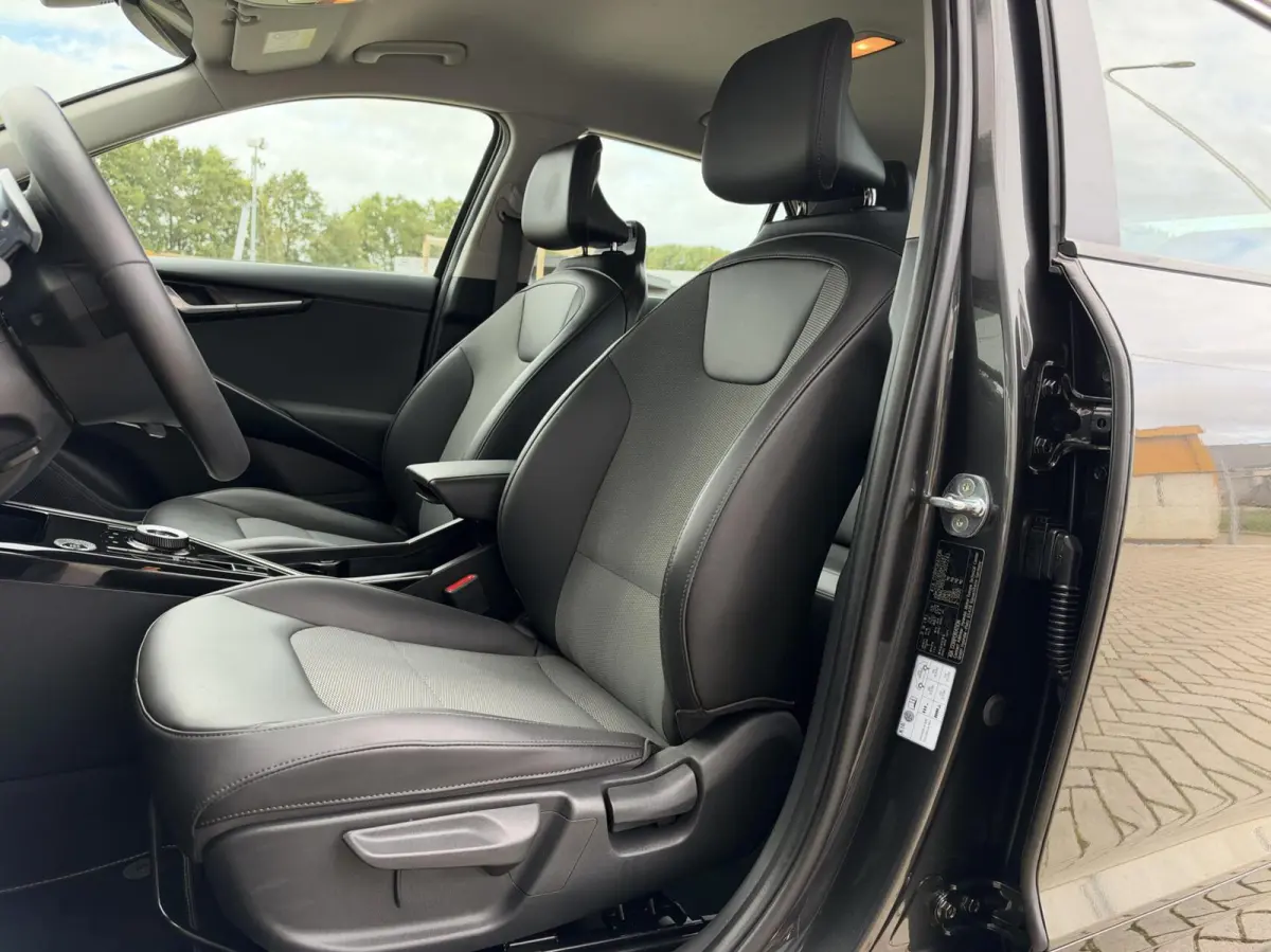 1.6 GDi Hybrid DynamicLine | Half Leder | Carplay | Camera | Navigatie | Adaptive cruise | Trekhaak