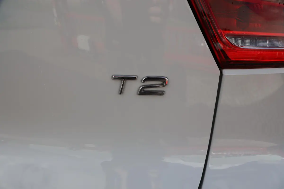 1.5 T2 Momentum Core|Automaat|LED|Camera|Cruise|Navi|Clima
