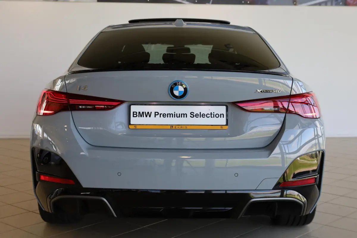 xDrive40 | M Sport Pro | Eektrisch Glazen Schuif-/Kanteldak | HiFi | Stoelverwarming