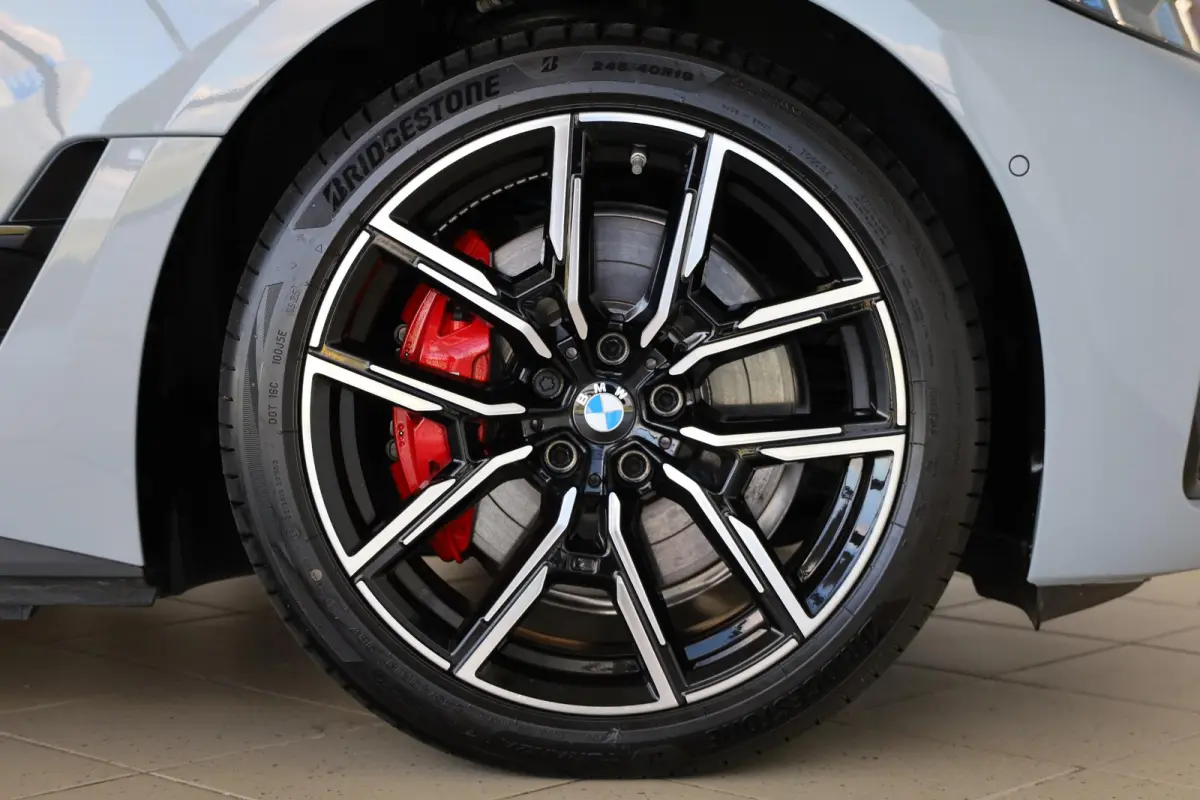 xDrive40 | M Sport Pro | Eektrisch Glazen Schuif-/Kanteldak | HiFi | Stoelverwarming