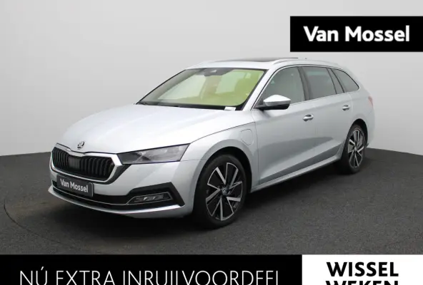 1.4 TSI iV PHEV Business Edition | Apple Carplay / Android Auto | Panoramadak | Achteruitrijcamera | Stoelverwarming Voor en Achter |