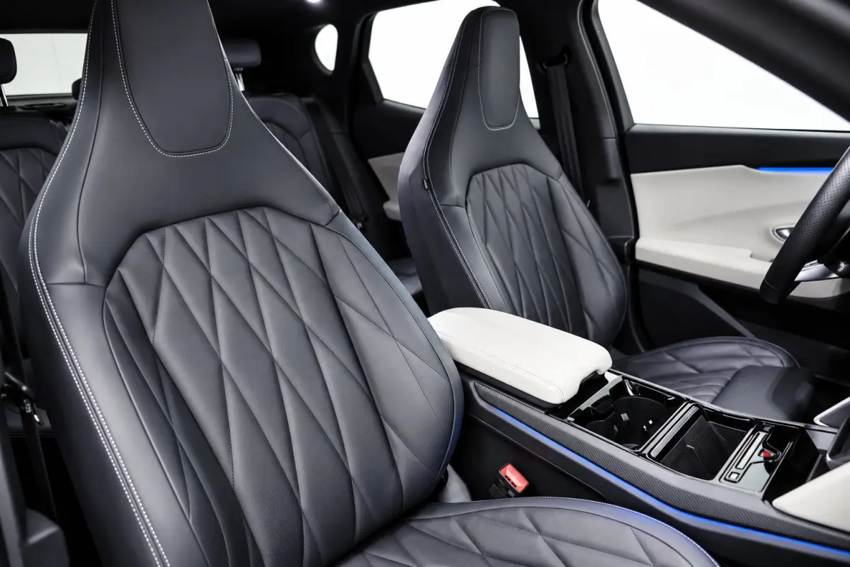 Premium Extended Range 340pk AWD 79KWh | AGR-Stoelen | Head-Up | Warmtepomp | Matrix-Led | 4 Jaar Ford protect