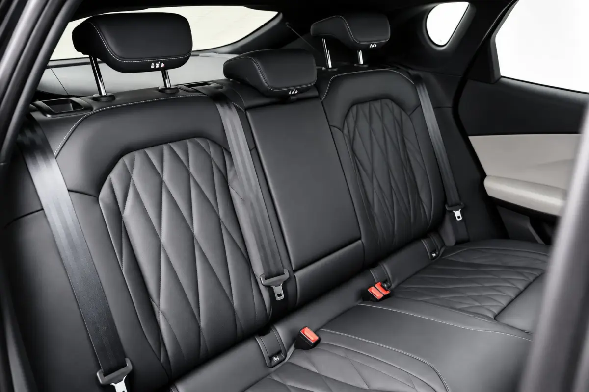 Premium Extended Range 340pk AWD 79KWh | AGR-Stoelen | Head-Up | Warmtepomp | Matrix-Led | 4 Jaar Ford protect
