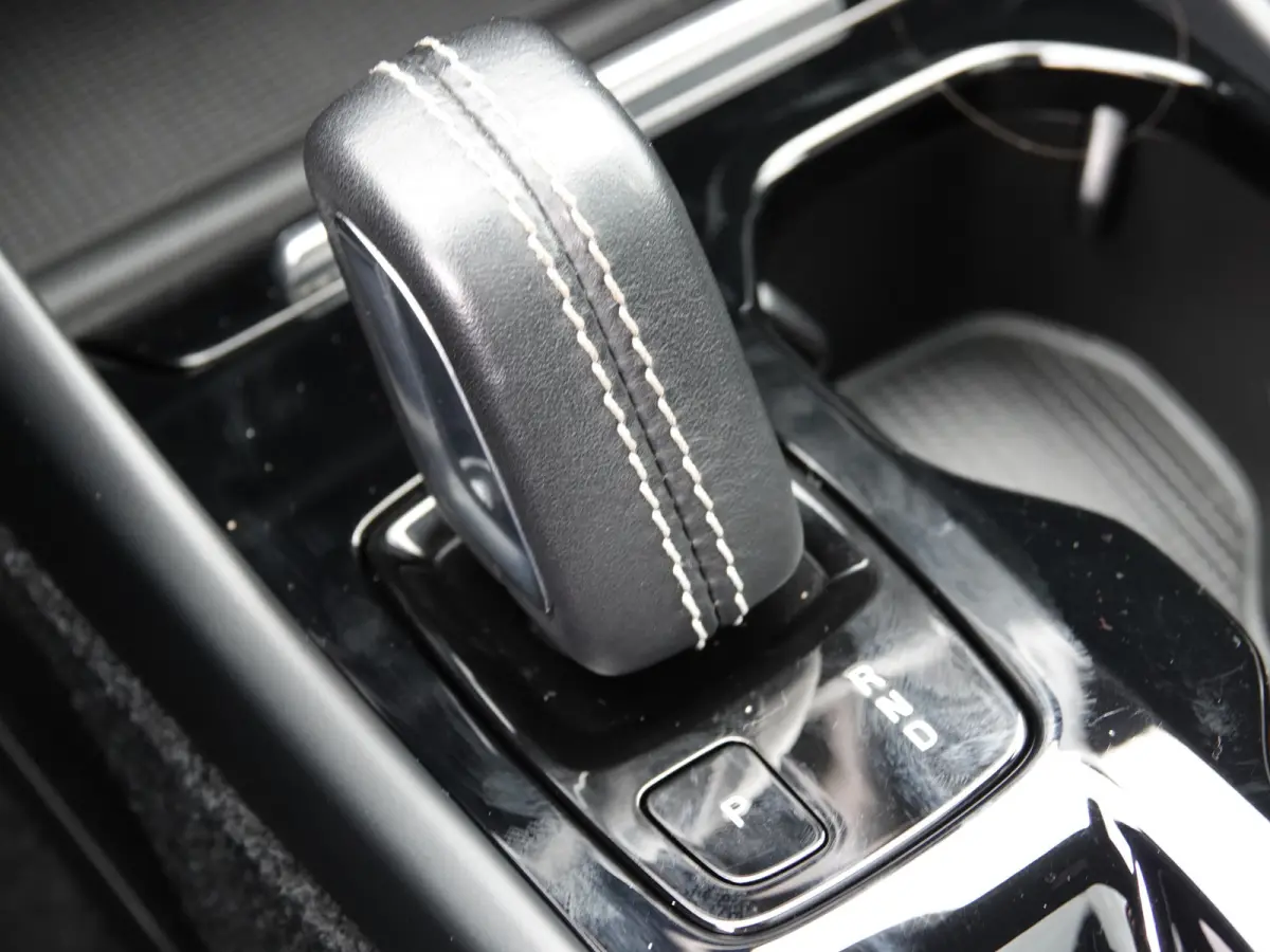 1.5 T4 R-Design VOL LEER | PANODAK | HK-AUDIO | TWO-TONE | PILOT + ACC