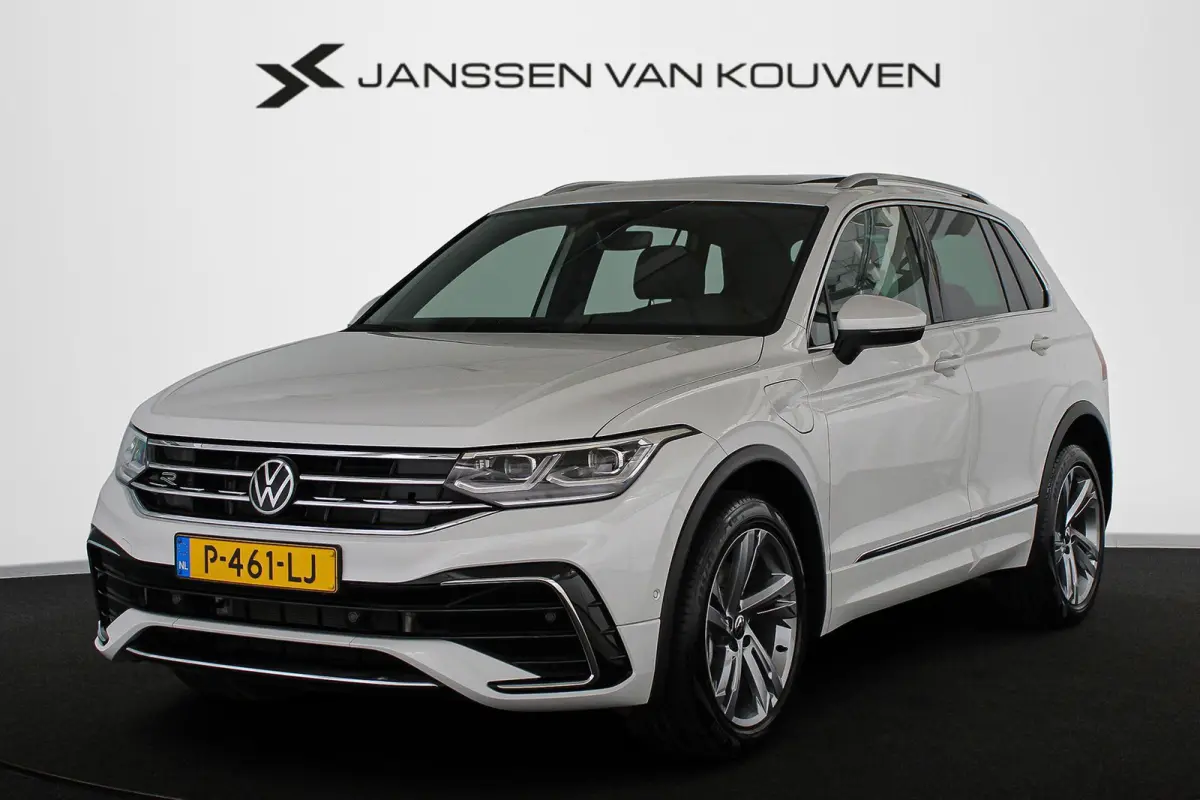 1.4 TSI eHybrid R-Line Business+ Panoramadak Trekhaak IQ-Light Keyless