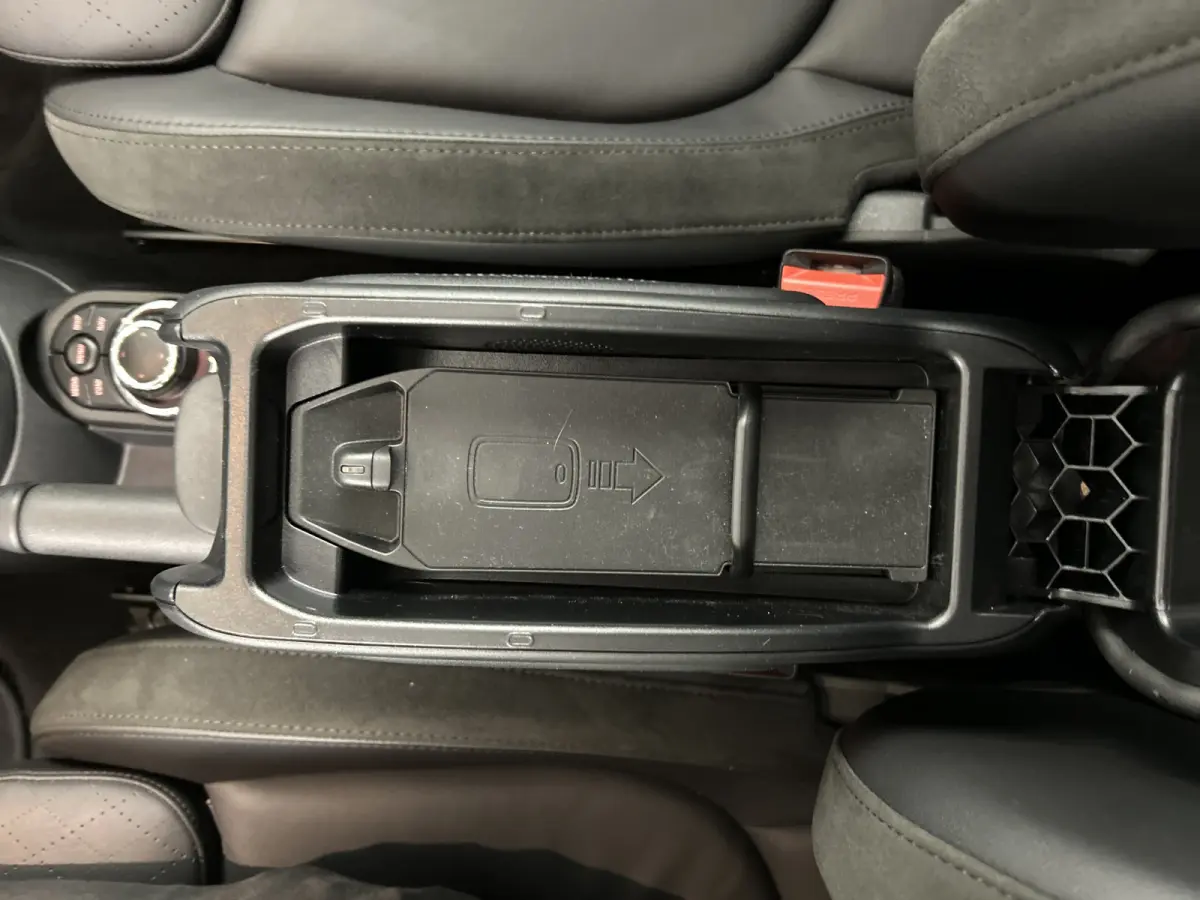 1.5 Aut. Premium Pano-dak/Leder/Sportstoelen/Camera/Keyless