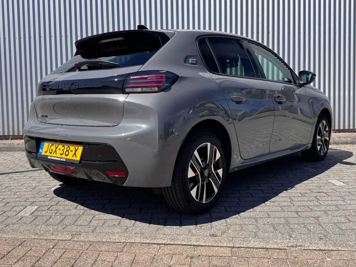 EV Allure Avantage 51 kWh | Demodeal | Camera Voor/Achter | Navigatie | Apple Carplay / Android Auto | DAB | Keyless Start | | 11 kW lader | Binnenspiegel automatisch dimmend | Bluetooth tel