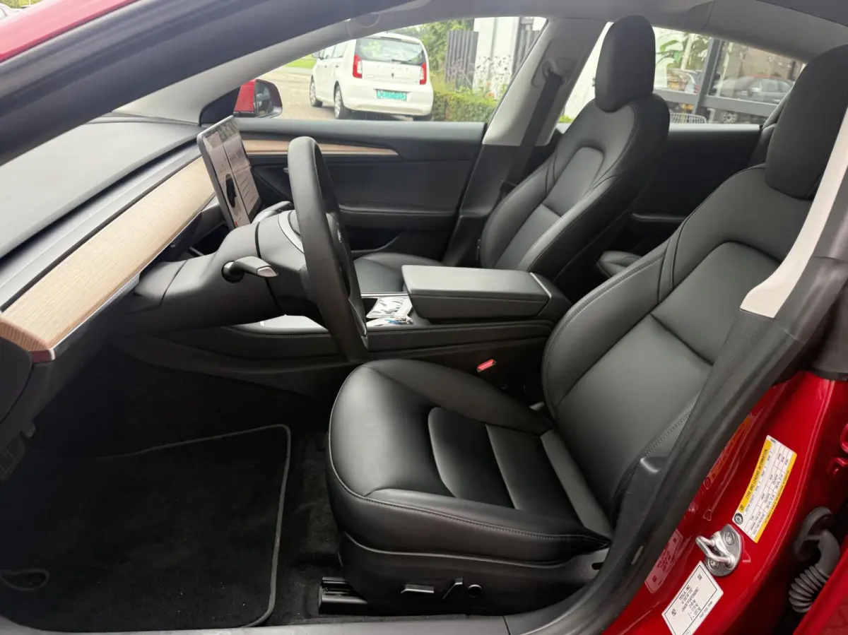 Standard RWD Plus 60 kWh 36.000KM! SOH 92.7% *ALL-IN PRIJS*