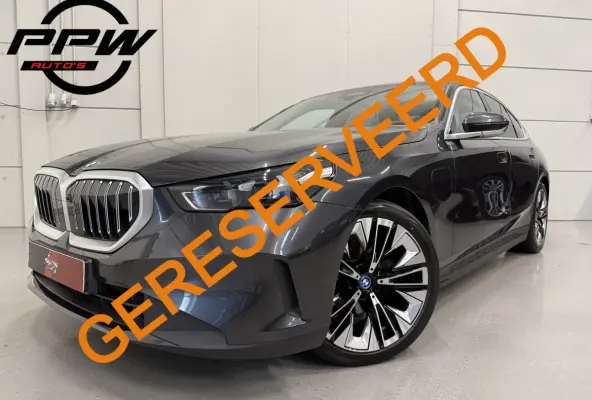 530e Edition PANO/H&K/HEAD-UP/LEER-SPORT/CURVED-DISPLAY/SOH 94%/360CAMERA/20"/LED-ADAPTIVE/KEYLESS/ELECTR.TREKHAAK/NIEUW-MODEL2025/BTW-AUTO/FABRIEKS-GARANTIE T/M 06-2027