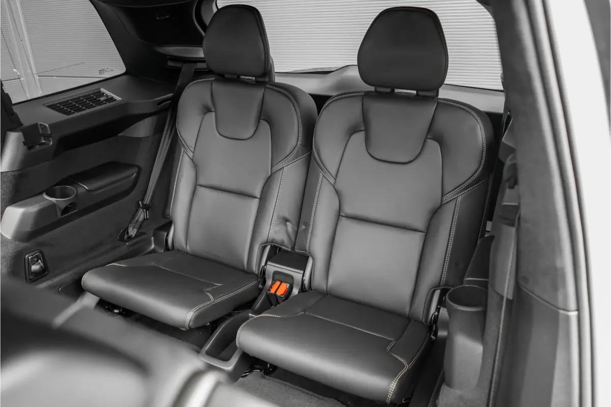 HEICO 2.0 T8 Plug-in AWD Ultra Black 7p Model 2027 B&W Pano Massage Stoelventilatie Trekhaak
