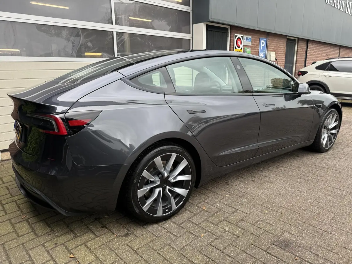 RWD 60 kWh TREKHAAK/PANO *ALL-IN PRIJS*