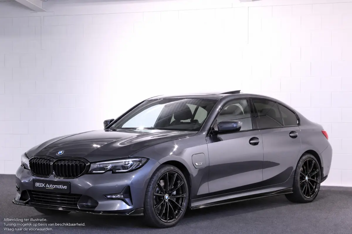 320e High Executive | M Sport | CAMERA | PANO |