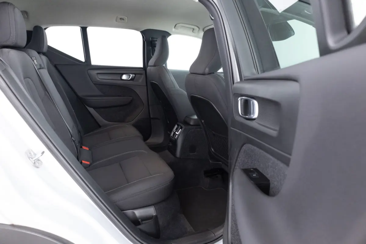 1.5 T5 Plug-in hybrid Insctription Expression | NAVI | Full LED | VELGEN