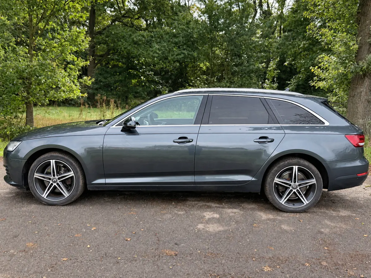 B9 2.0 TDI S-tron7 Keyless / Schuifdak ☑️