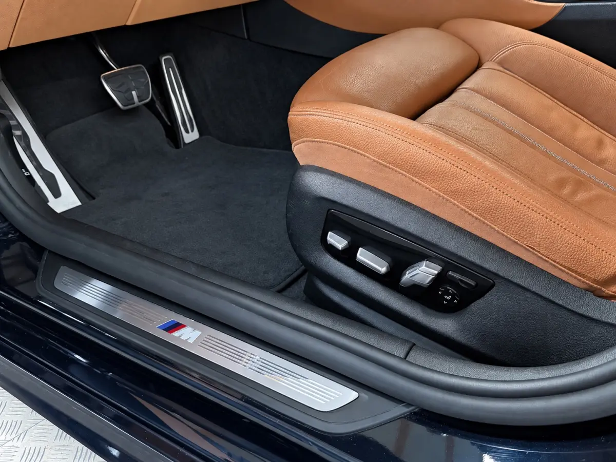 530i M-Sport - Schuifdak - Cognac