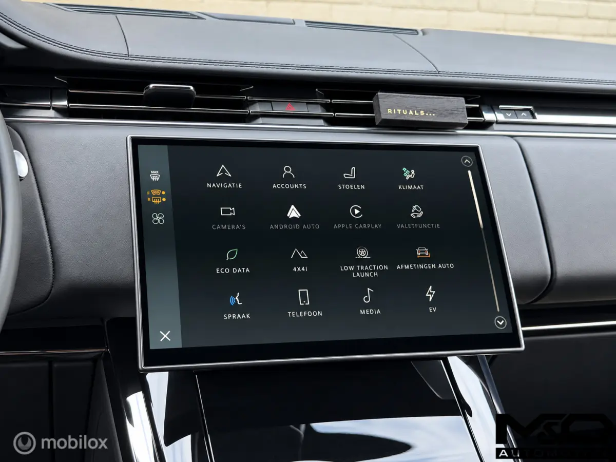 3.0 P550e Autobiography|BTW|23”| PANO|KOELBOX|ALCANTARA|MASSAGE