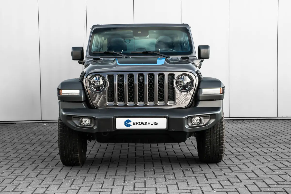 4xe 380 Rubicon l Elekt. Schuifdak l Stoel/Stuurverwarming l Leder l Dodehoek Assist l LED l Navi l Camera l