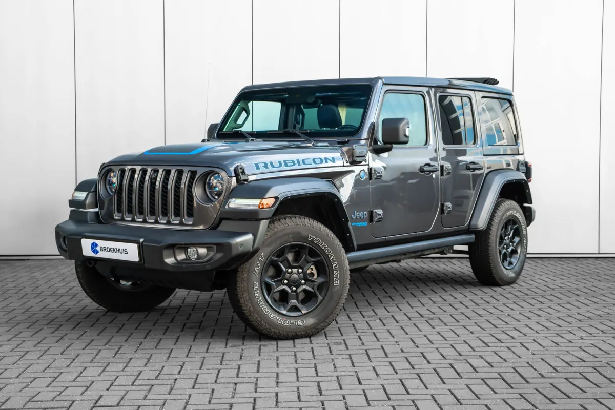 4xe 380 Rubicon l Elekt. Schuifdak l Stoel/Stuurverwarming l Leder l Dodehoek Assist l LED l Navi l Camera l