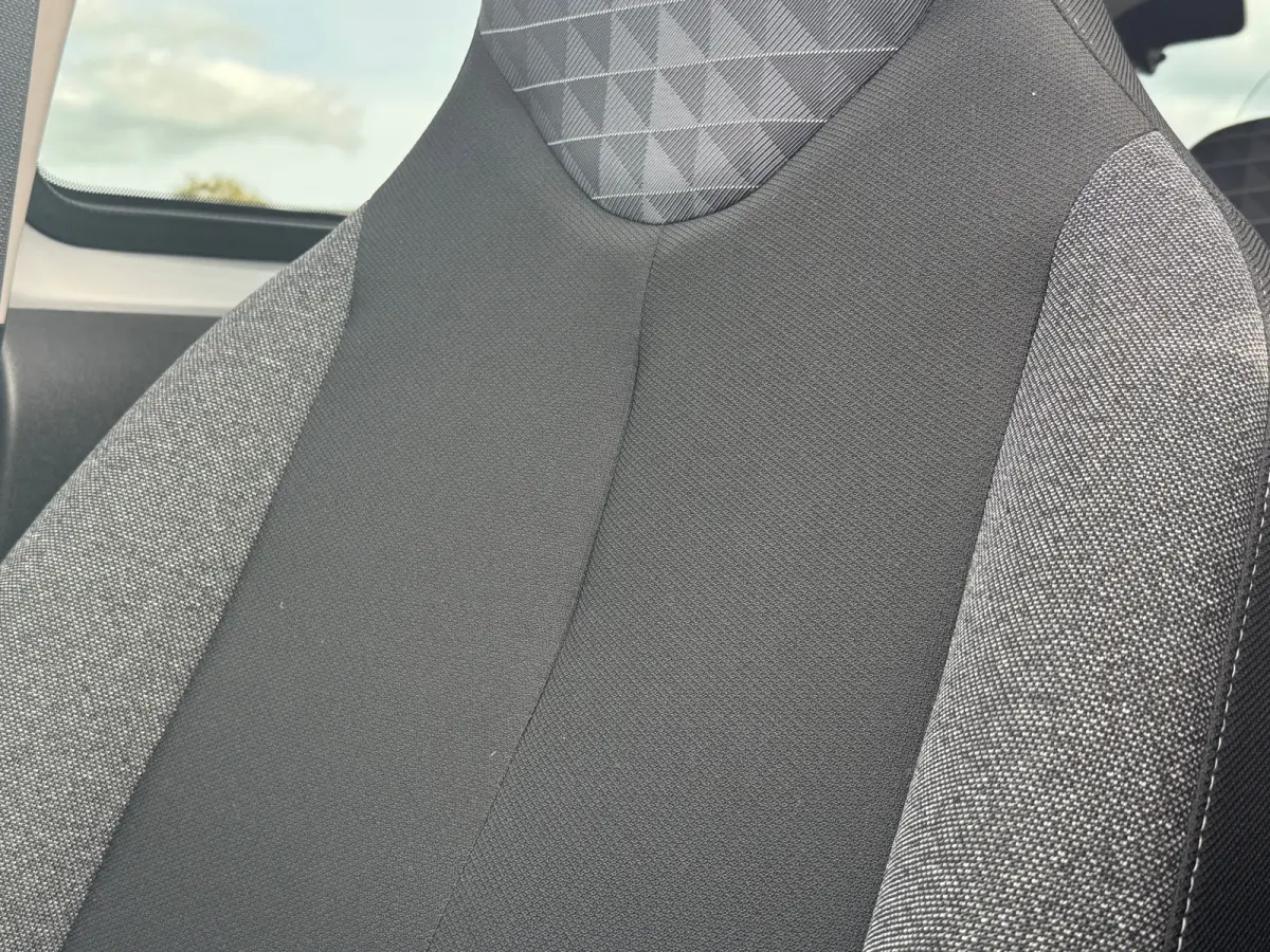 1.0 e-VTi Allure TOP! Achteruitrijcamera | Armsteun | Airco | All season banden | Apple carplay & Android auto