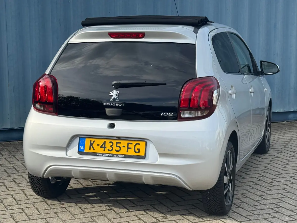 1.0 e-VTi Allure TOP! Achteruitrijcamera | Armsteun | Airco | All season banden | Apple carplay & Android auto