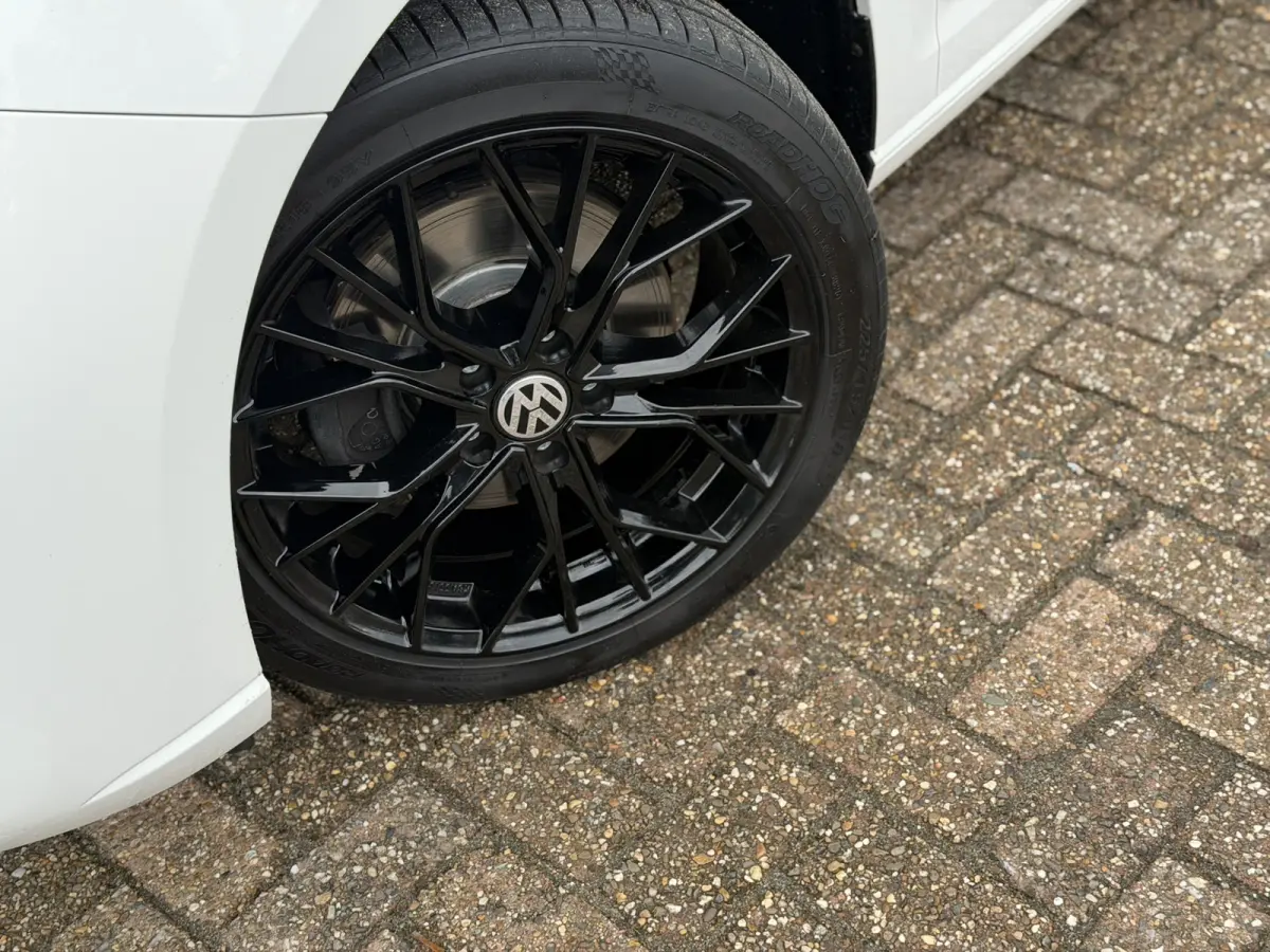 1.5 TSI | Stoelverwarming | App-Connect | Cruise Control | 18 inch