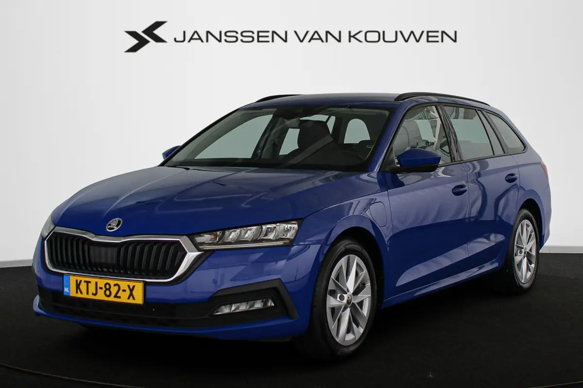 1.4 TSI iV PHEV Business Edition Keyless Apple CarPlay 17"