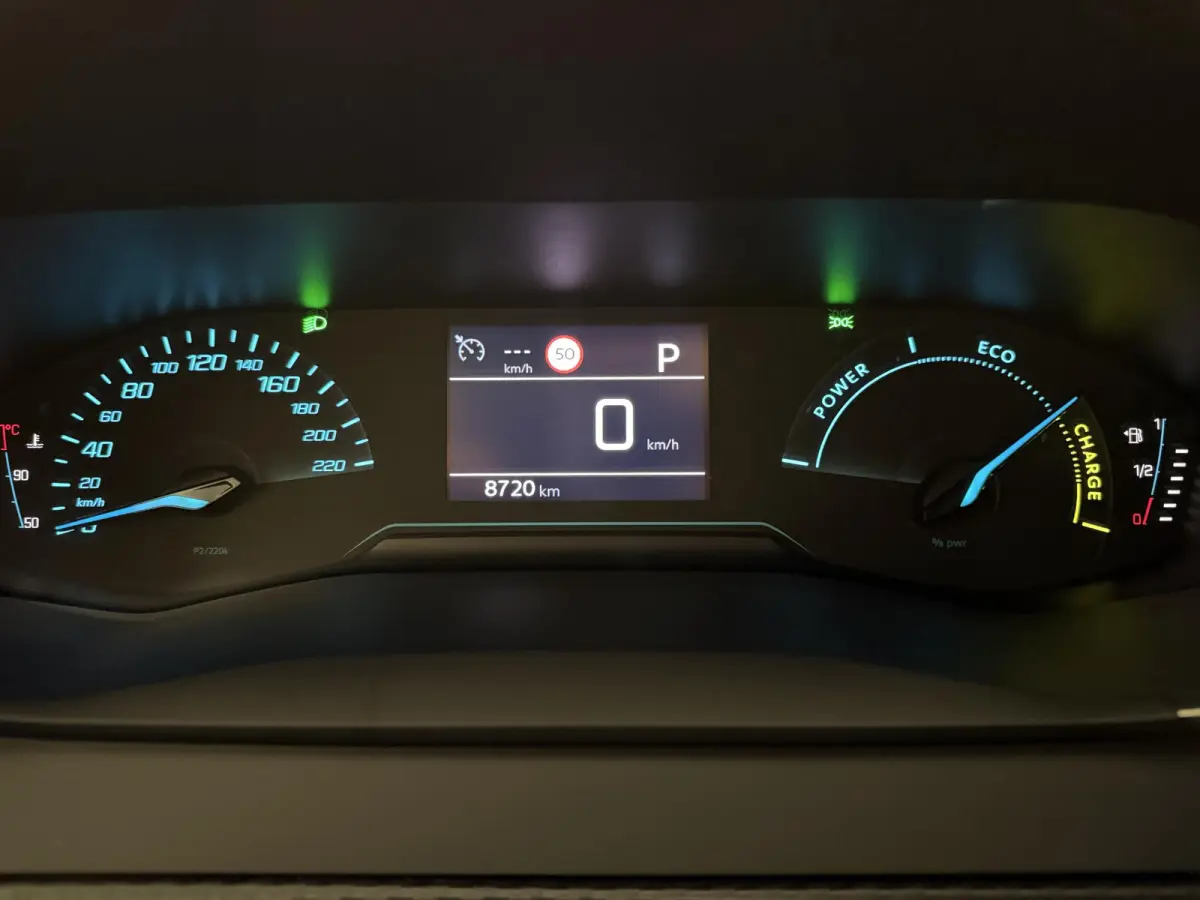 1.2 Hybrid 110 e-DCS6 Business | Automaat | Camera Achter | Navigatie | Apple Carplay/Android Auto |