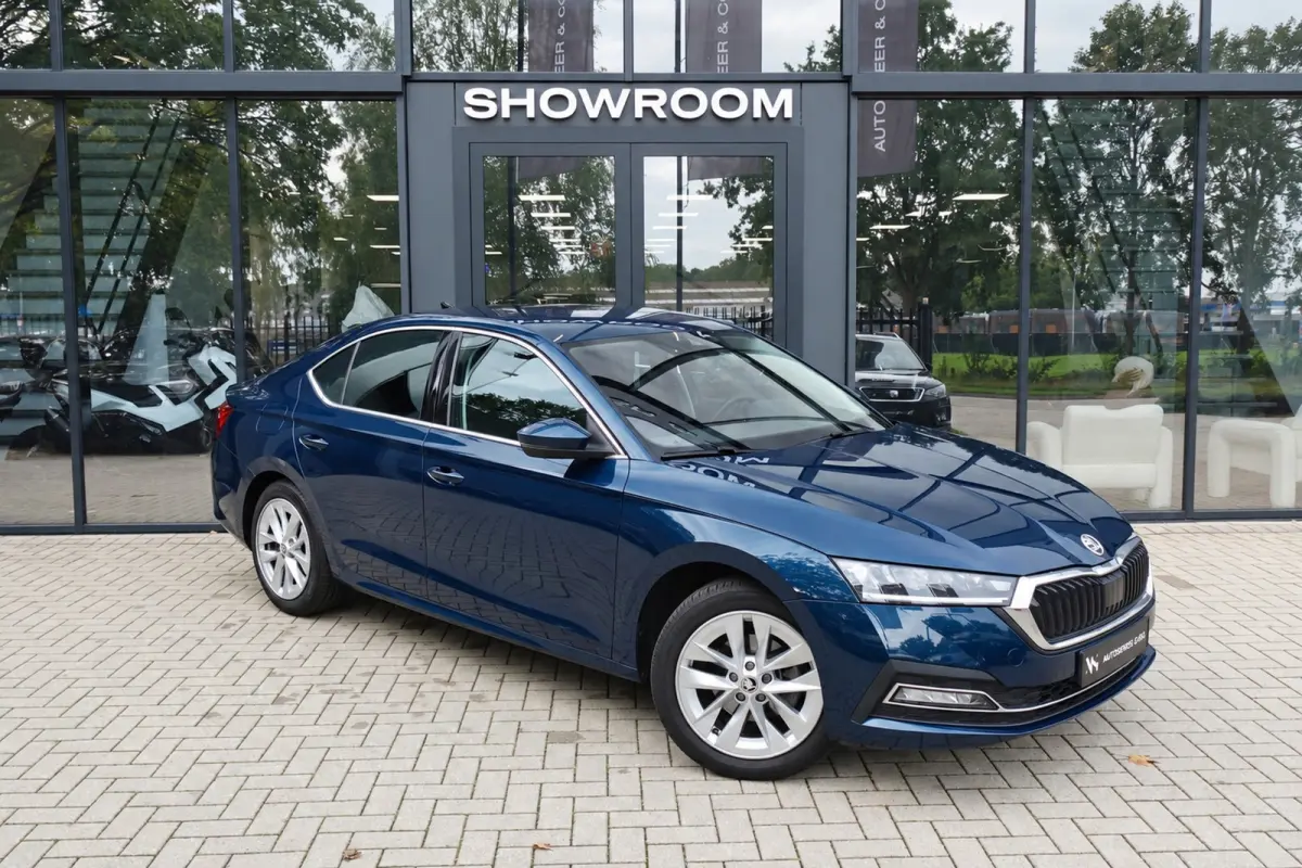 1.0 e-TSI Business Edition Plus 360 KEYLESS CAM