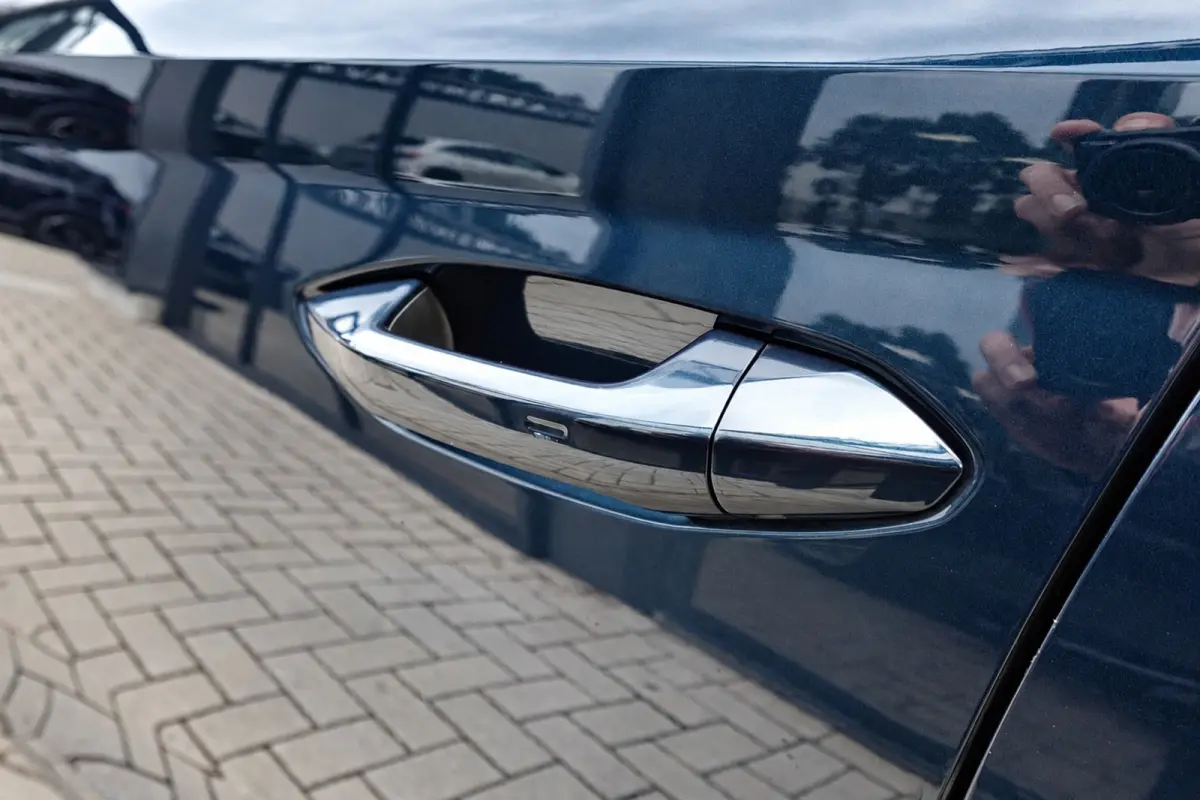1.0 e-TSI Business Edition Plus 360 KEYLESS CAM