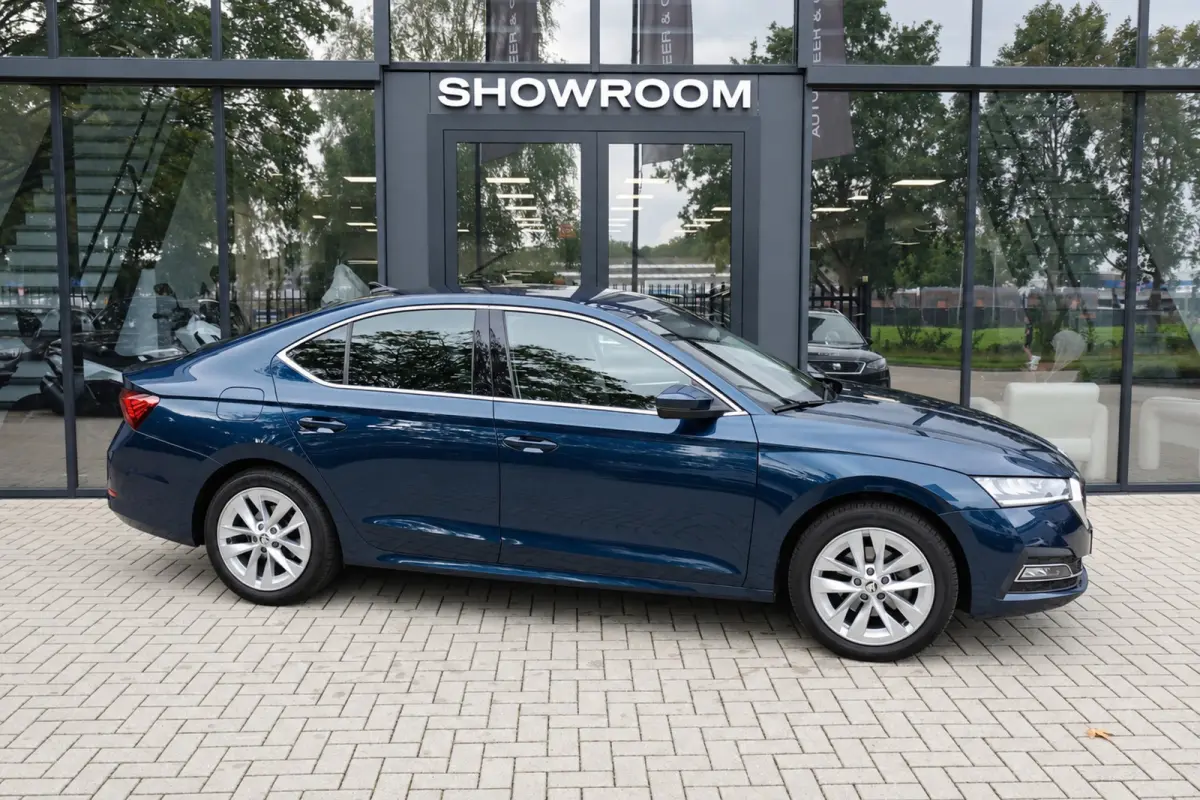 1.0 e-TSI Business Edition Plus 360 KEYLESS CAM