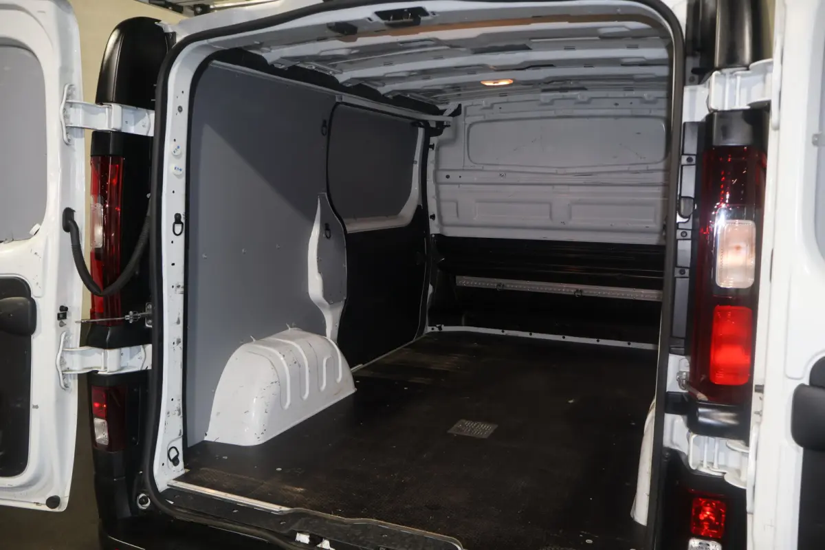 2.0 dCi 120pk L1 H1 2x Schuifdeur Imperiaal