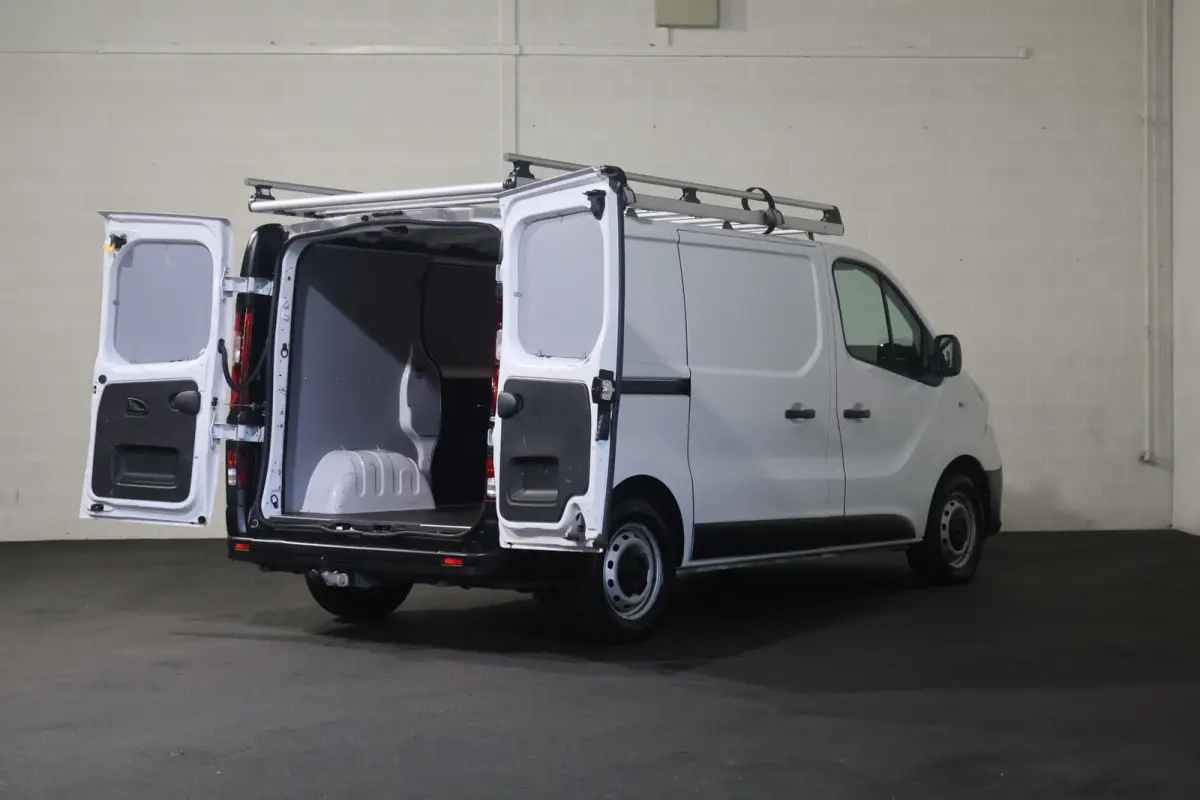 2.0 dCi 120pk L1 H1 2x Schuifdeur Imperiaal