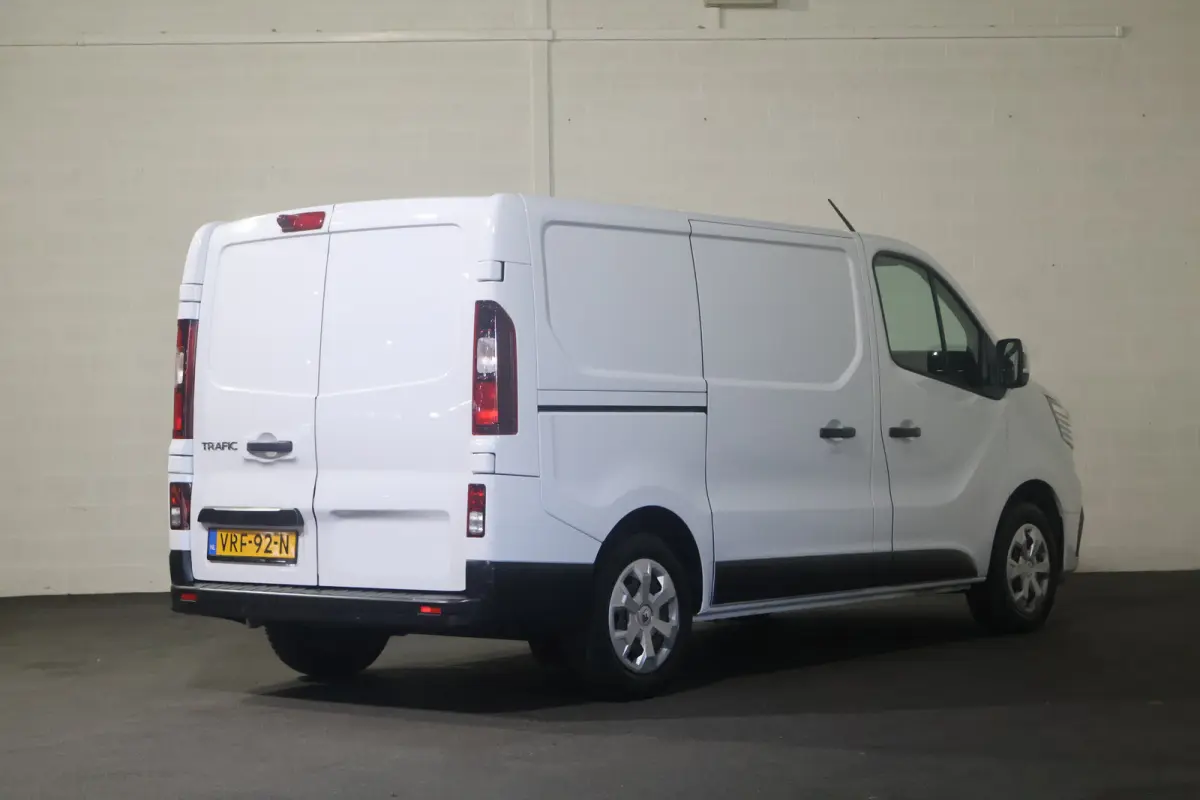 2.0 dCi 130pk L1 H1 Work Edition Inrichting