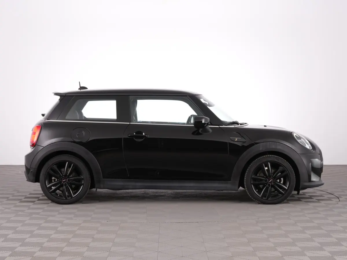 MINI Yours 33 kWh | CARPLAY | Half LEDER | Full LED | SOH: 97% | !