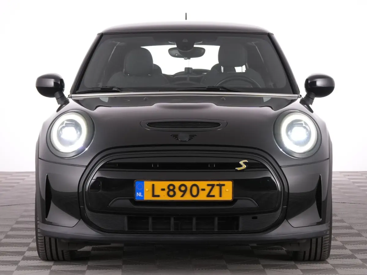 MINI Yours 33 kWh | CARPLAY | Half LEDER | Full LED | SOH: 97% | !