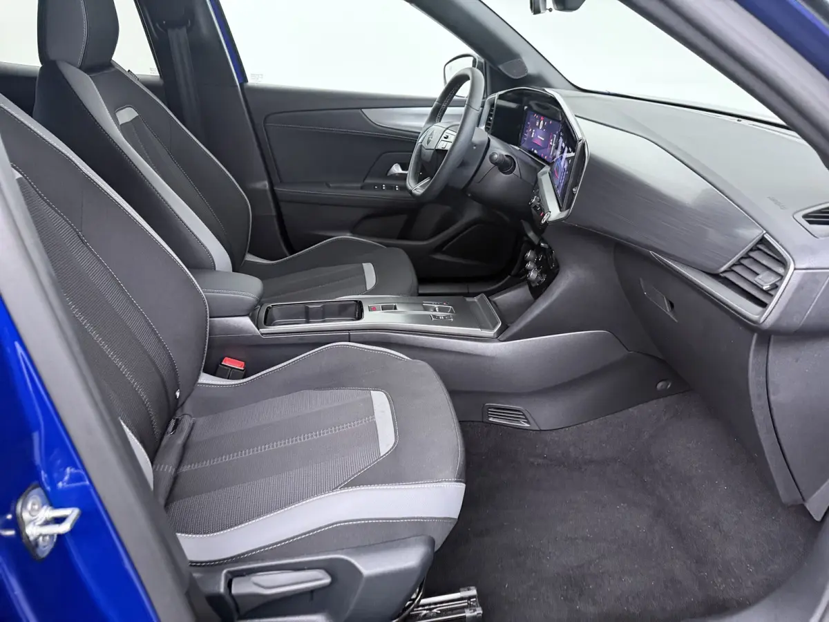 1.2 Turbo Hybrid GS | Achteruitrijcamera | Apple Carplay/Android Auto|telefoonintegratie premium | Dodehoek detectie
