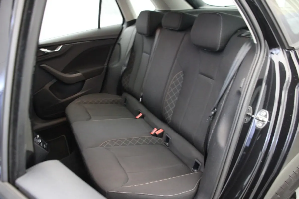 1.0 TSI Ambition - Carplay, Cruise, Clima