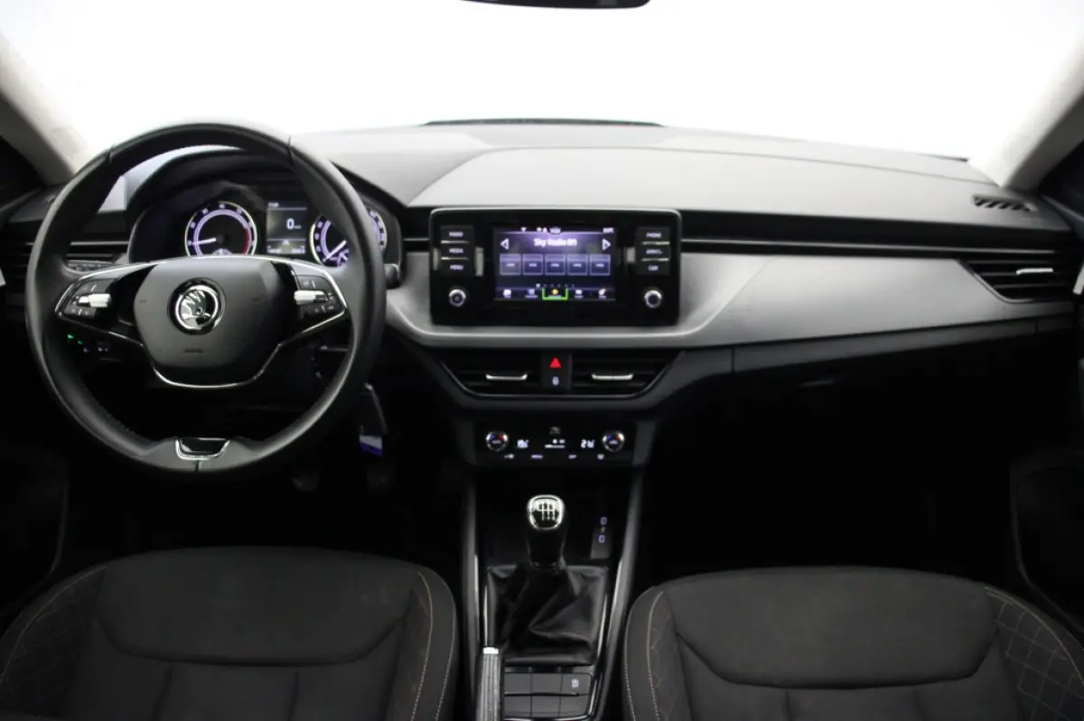 1.0 TSI Ambition - Carplay, Cruise, Clima
