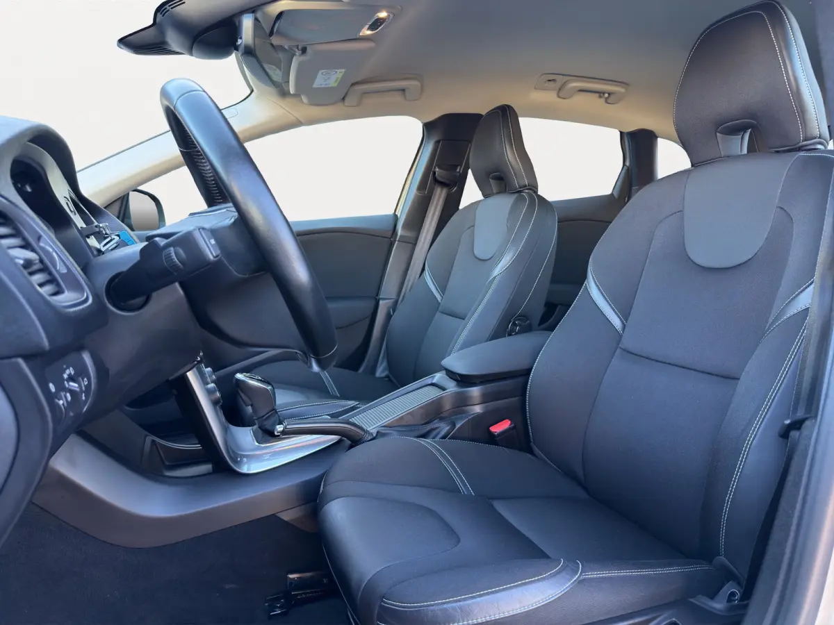 1.5 T2 Edition+ | Stoelverwarming | Sensoren rondom | Cruise control | Full map navigatie |