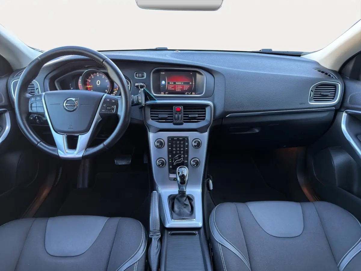 1.5 T2 Edition+ | Stoelverwarming | Sensoren rondom | Cruise control | Full map navigatie |