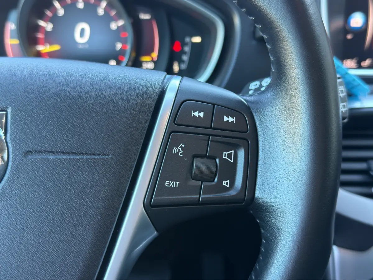 1.5 T2 Edition+ | Stoelverwarming | Sensoren rondom | Cruise control | Full map navigatie |