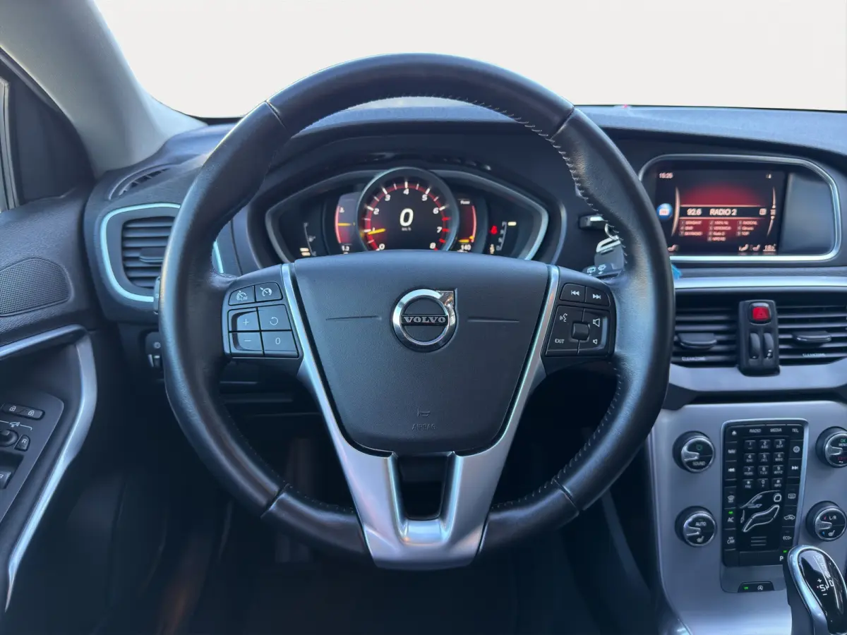 1.5 T2 Edition+ | Stoelverwarming | Sensoren rondom | Cruise control | Full map navigatie |