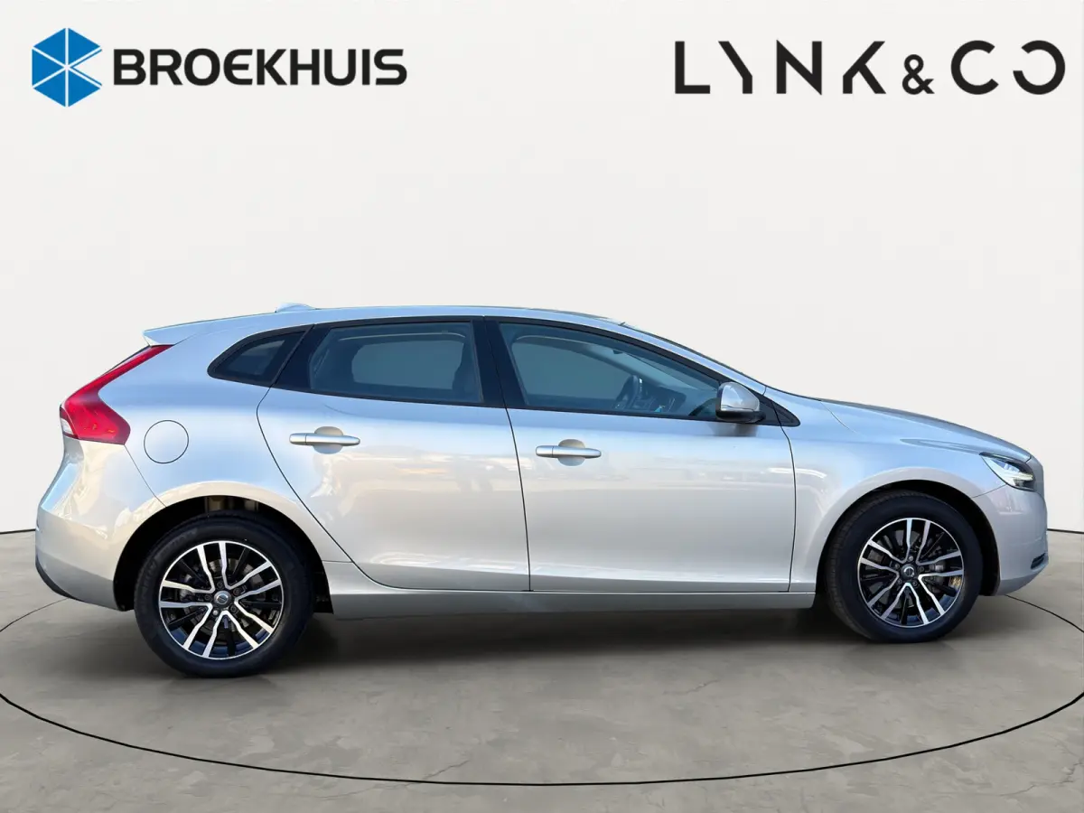 1.5 T2 Edition+ | Stoelverwarming | Sensoren rondom | Cruise control | Full map navigatie |