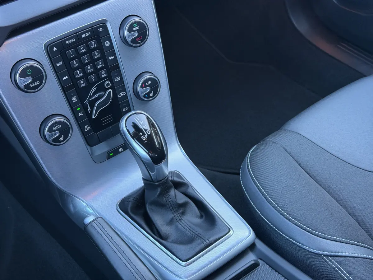 1.5 T2 Edition+ | Stoelverwarming | Sensoren rondom | Cruise control | Full map navigatie |